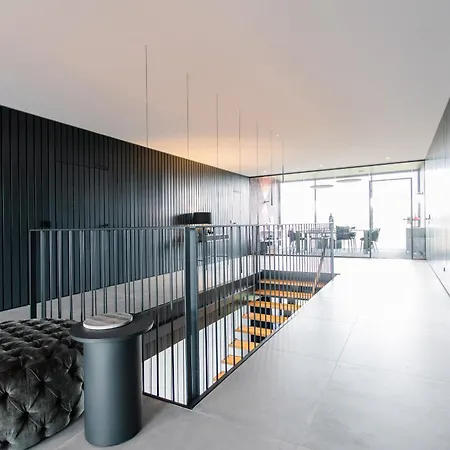 Exklusive Design Blackberry Neubau *