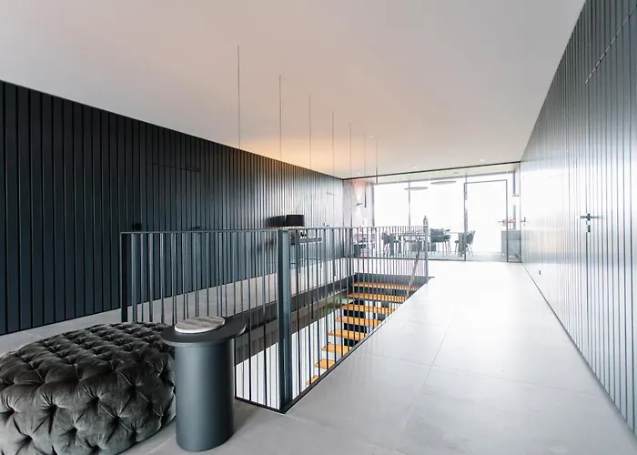 Exklusive Design Blackberry Neubau *